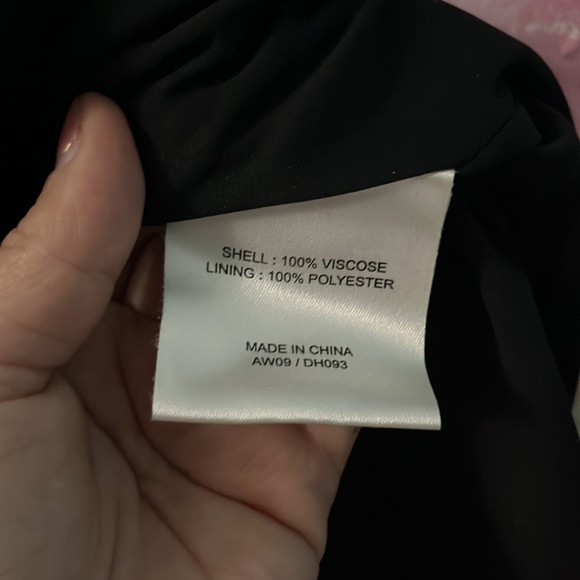 KAREN MILLEN KNIT ASYMMETRICAL RUCHING WITH ZIPPER HARDWADE SIZE 4 us - Picture 9 of 9